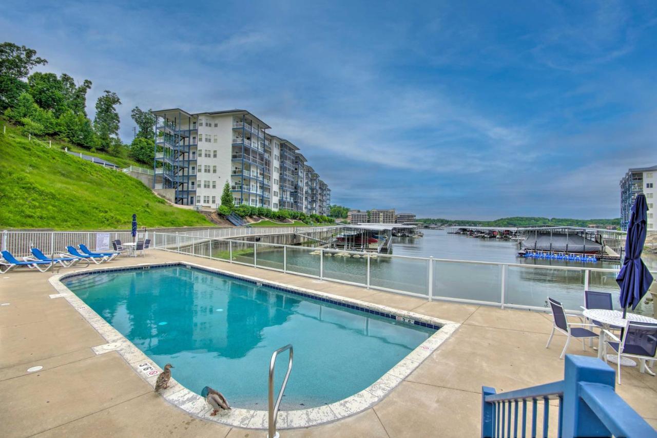 Breezy Lake Ozark Escape Dock, Slip And Pool! Exteriör bild